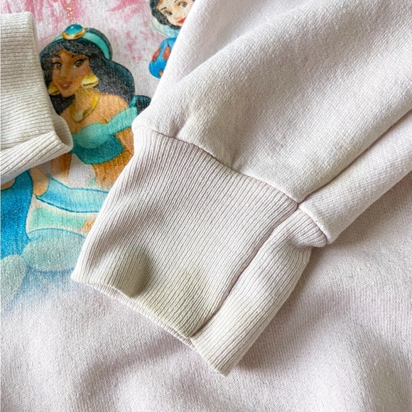 Vintage Disney Princesses Sweater 4-5t - Picture 3 of 3